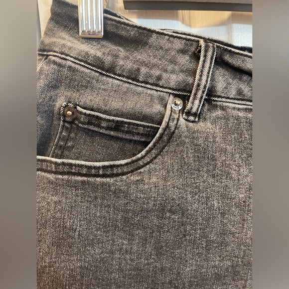 bundle of 1 black and 1 blue dex denim shorts - Picture 4 of 16